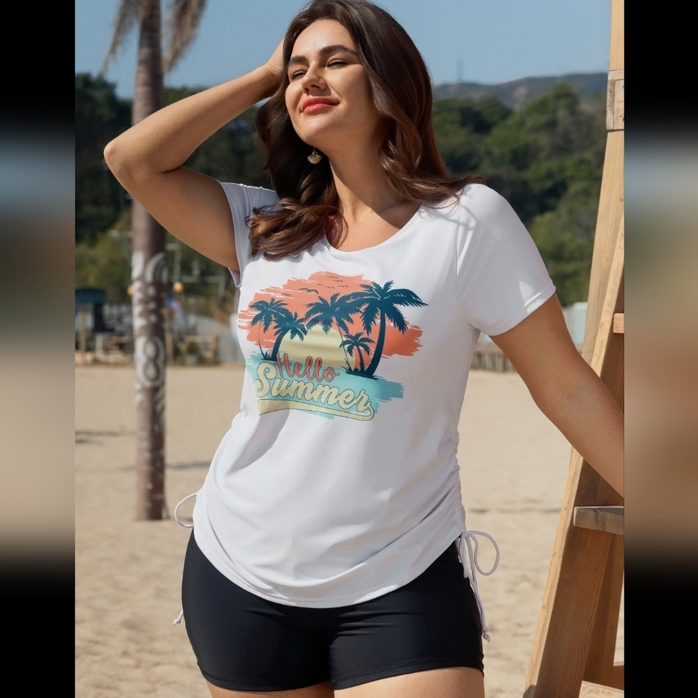 BloomChic Women's Ultra Stretch Plus 6x/30W White Swim/Beach Tee with Palm Print